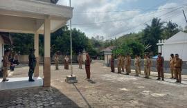 BABINSA PUCANGANOM MEMIMPIN APEL KERJA RUTIN